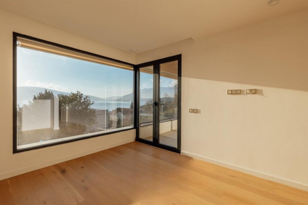 Dvoiposoban stan u Tivtu, 104m² 3