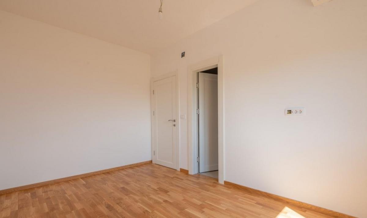 Dvoiposoban stan u Tivtu, 97m² 13