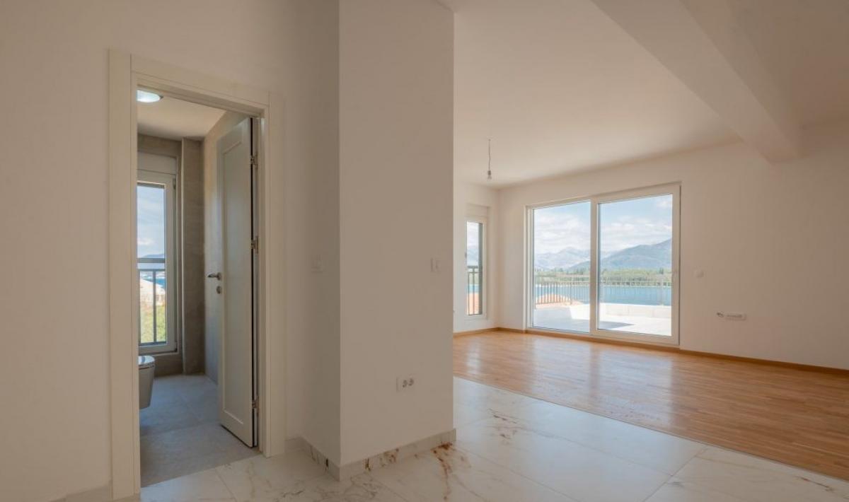 Dvoiposoban stan u Tivtu, 97m² 6