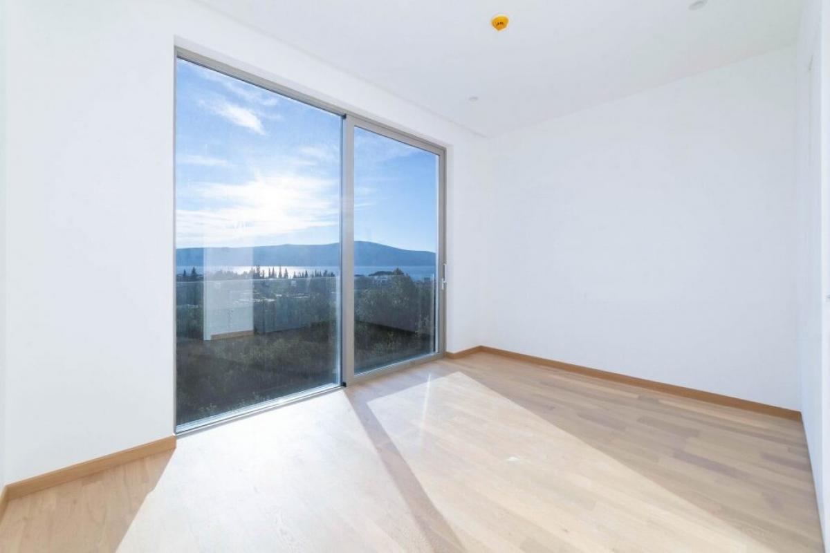 Dvoiposoban stan u Tivtu, 190m² 4