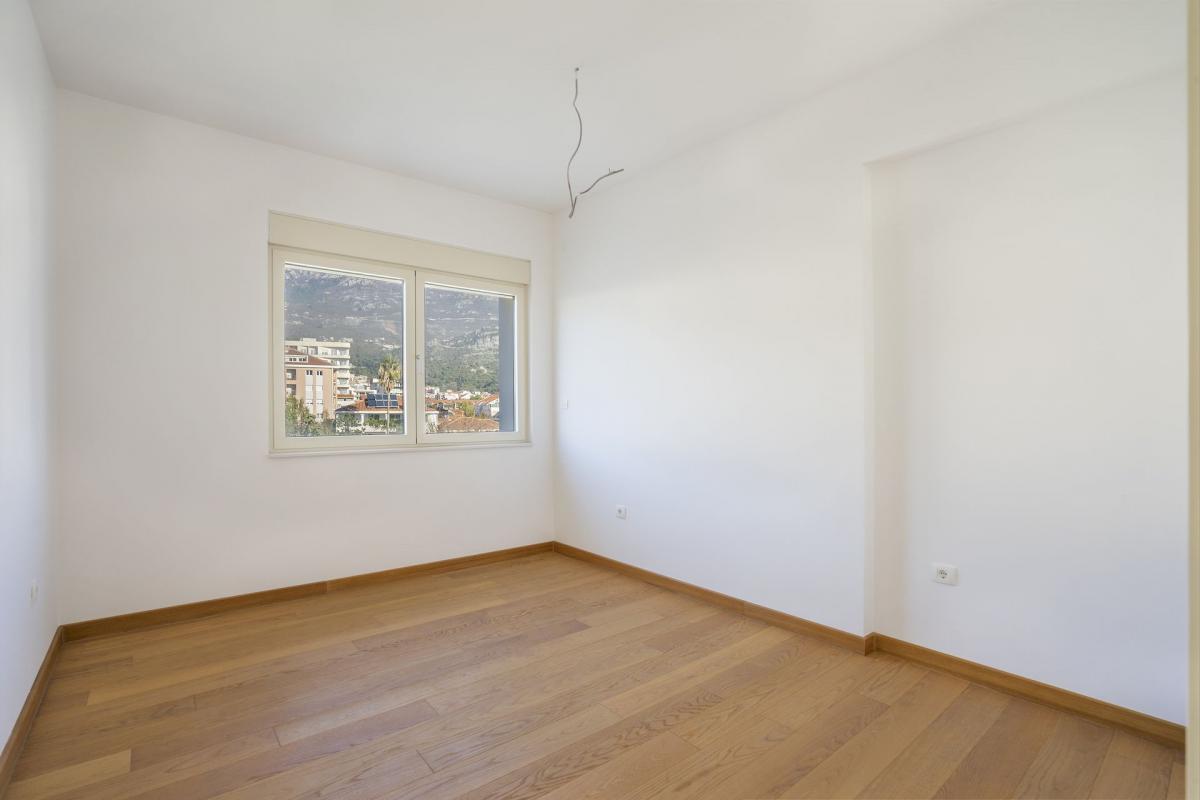 Dvoiposoban stan u Budvi, 122m² 4