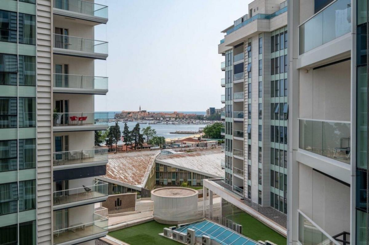 Stan u Budvi, 104m² 16