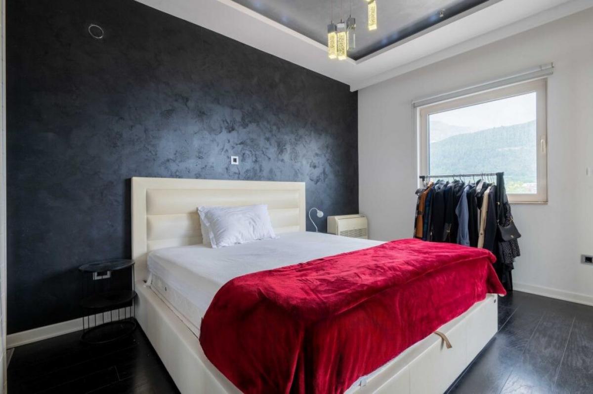 Stan u Budvi, 104m² 5