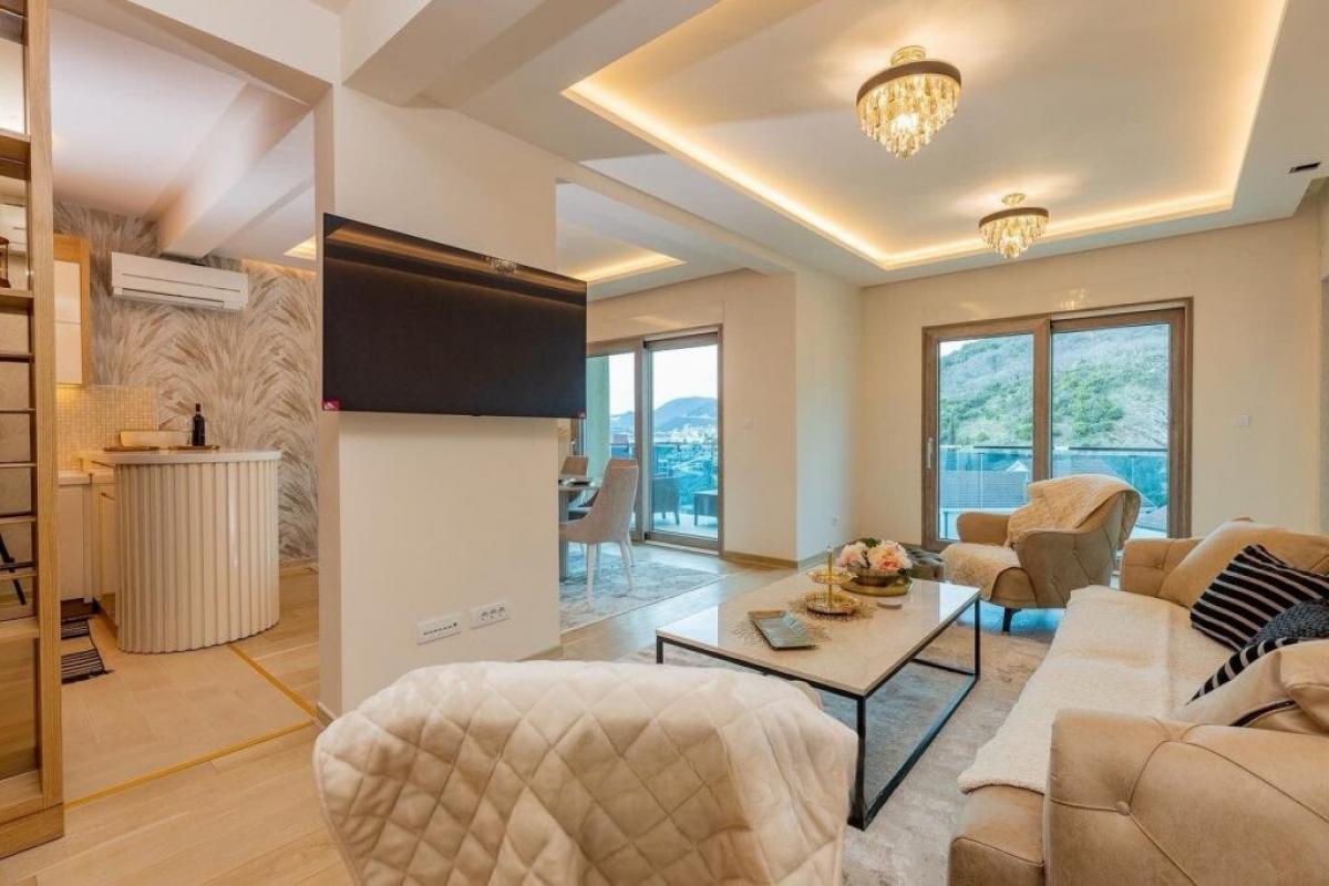 Dvoiposoban stan u Budvi, 96m² 9