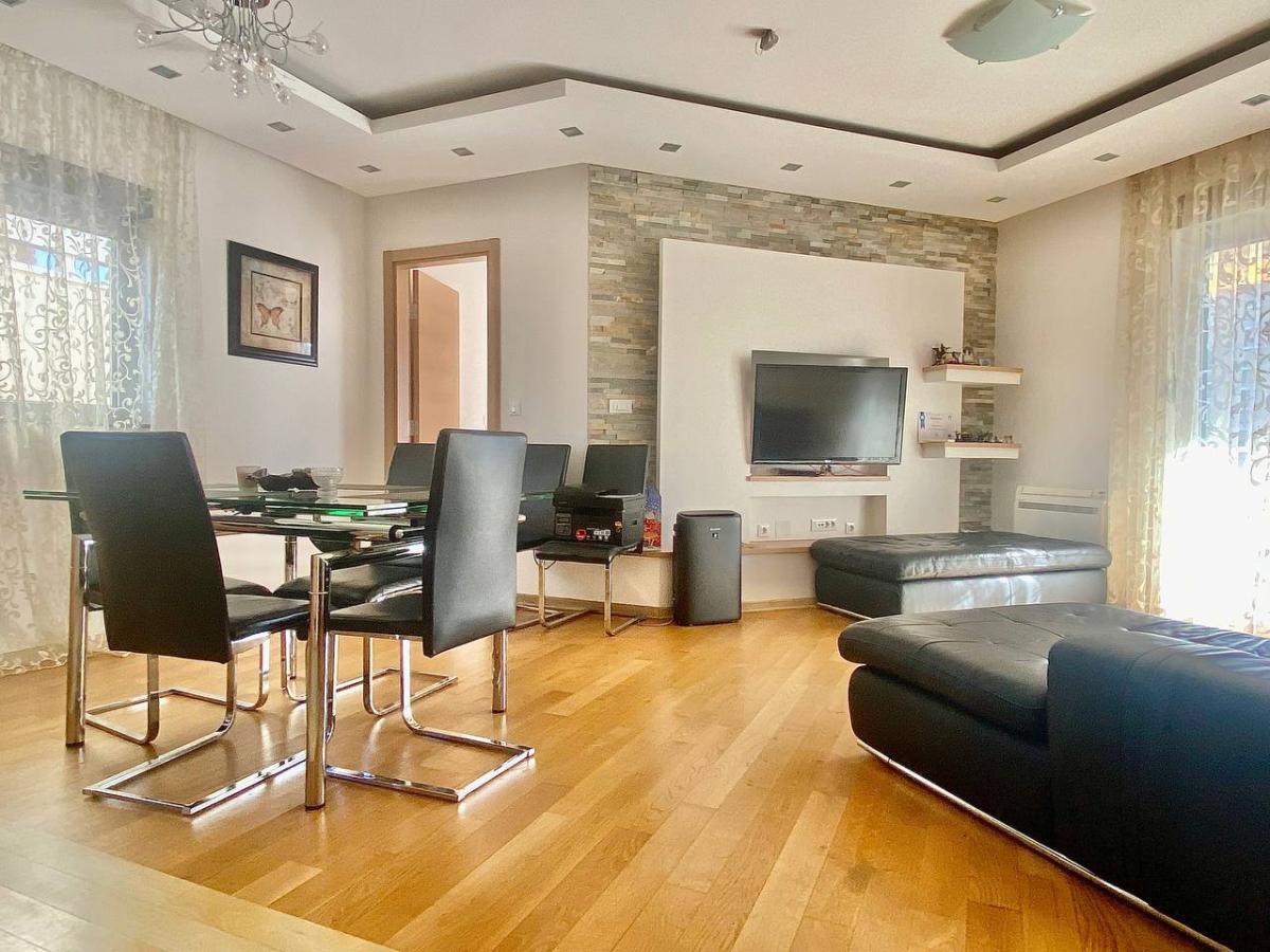 Dvoiposoban stan u Budvi, 75m² 2