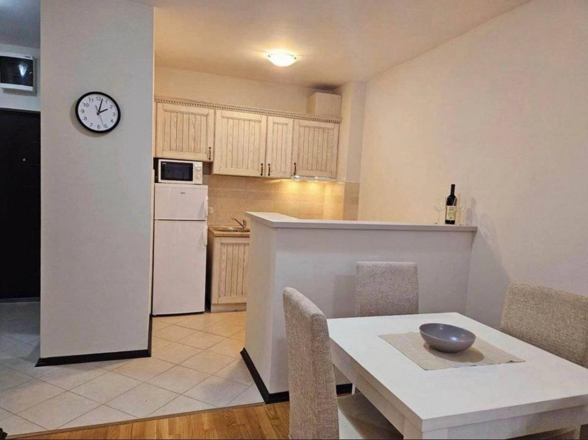 Jednoiposoban stan u Budvi, 51m² 4