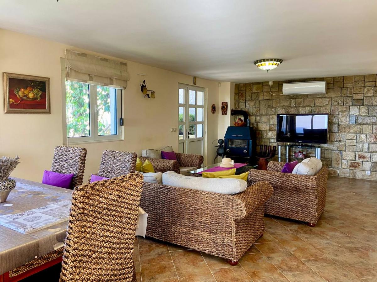 Kuća u Baru, 406m²