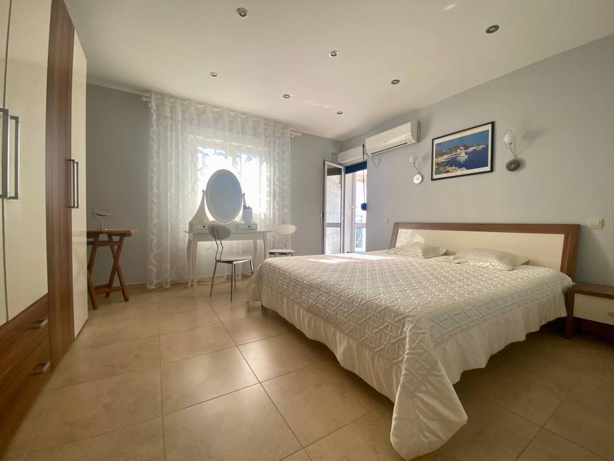 Kuća u Baru, 406m² 5