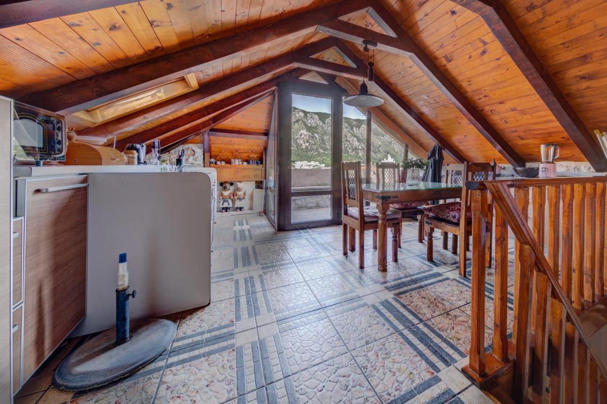 For rent two-floor apartment-Kotor 4