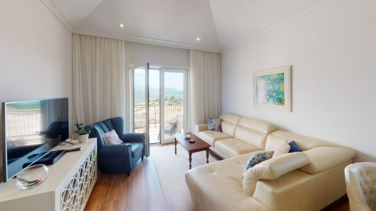 Dvoiposoban stan u Tivtu, 96m² 2