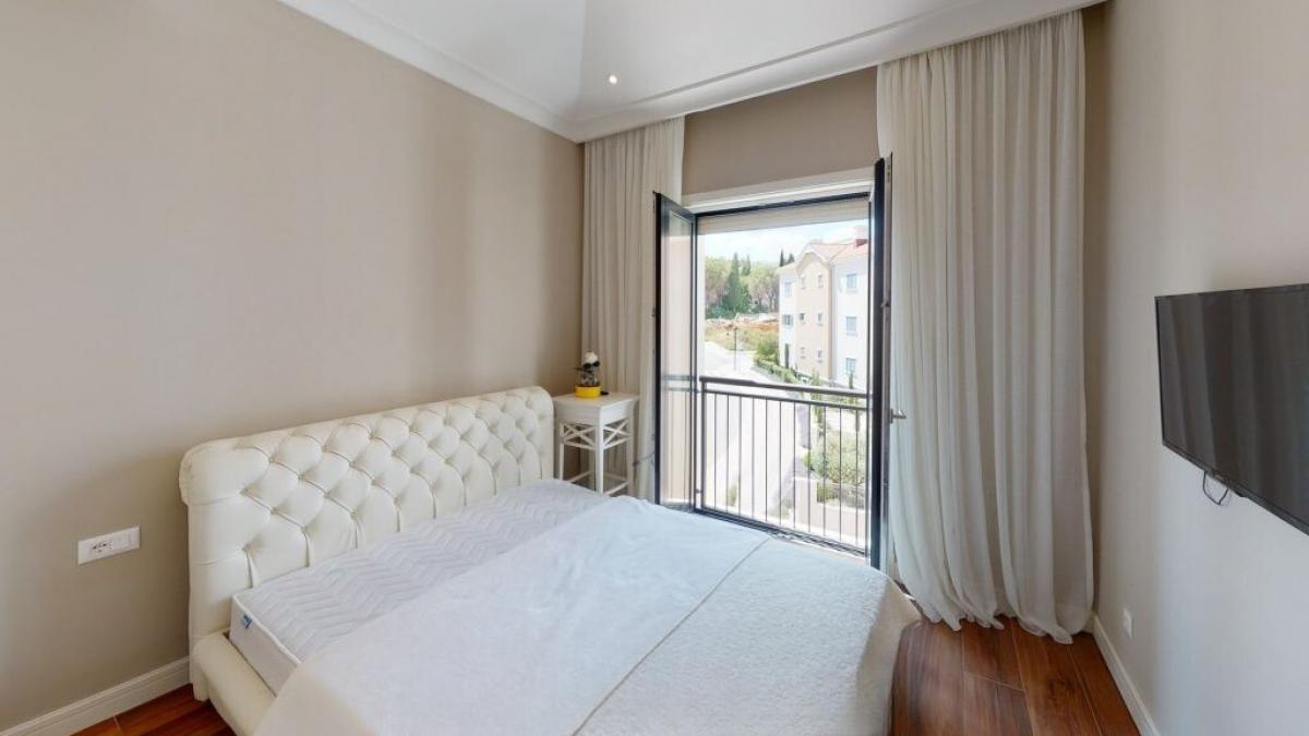 Dvoiposoban stan u Tivtu, 96m² 8
