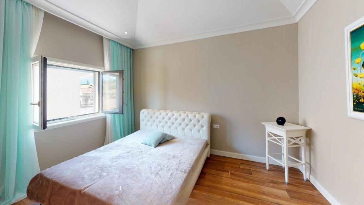 Dvoiposoban stan u Tivtu, 96m² 9