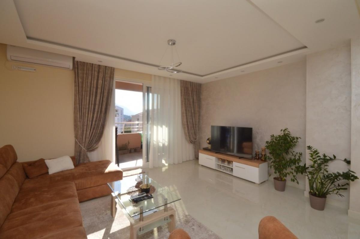 Dvoiposoban stan u Tivtu, 84m² 2