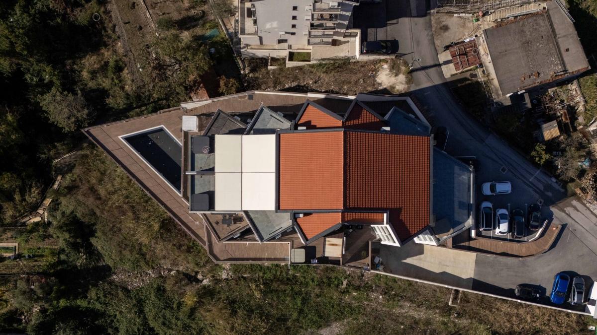 Dvoiposoban stan u Tivtu, 153m² 2