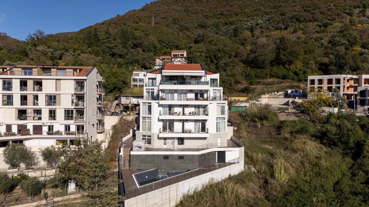 Dvoiposoban stan u Tivtu, 153m² 3