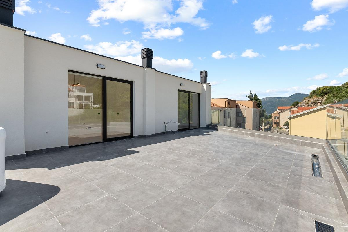 Dvoiposoban stan u Tivtu, 153m² 5