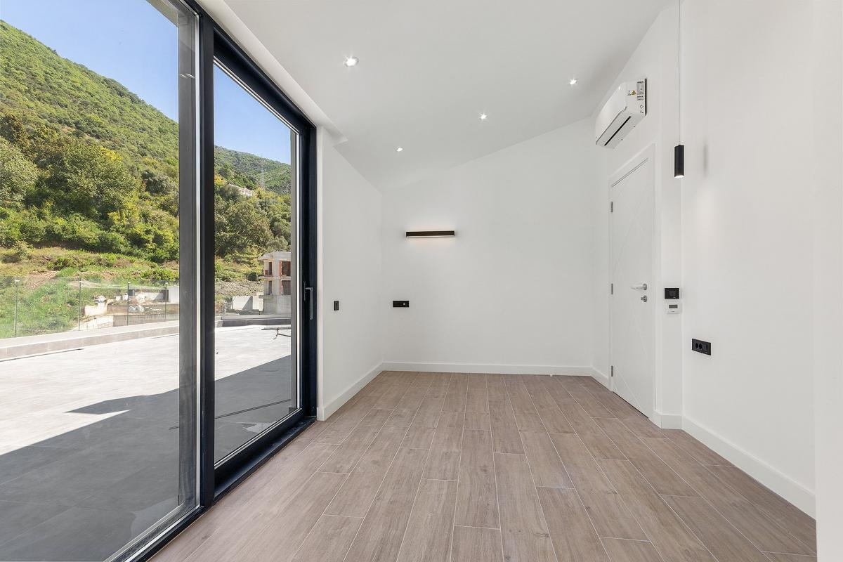 Dvoiposoban stan u Tivtu, 153m² 6