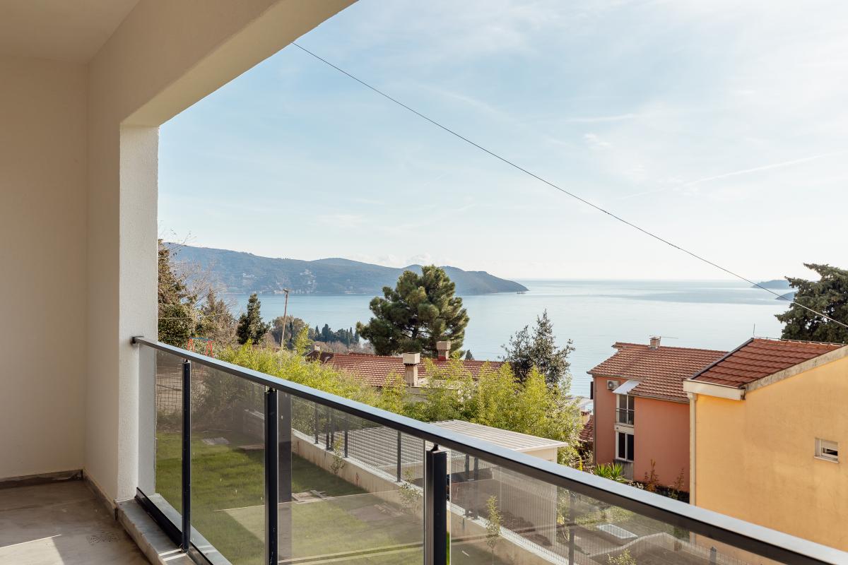 New apartment of 70m2 for sale, Herceg Novi, Topla 2