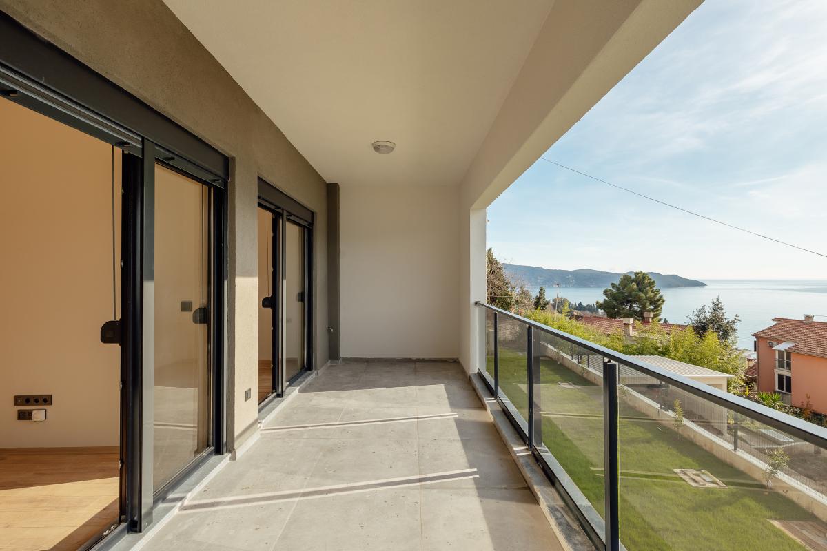 New apartment of 70m2 for sale, Herceg Novi, Topla 8