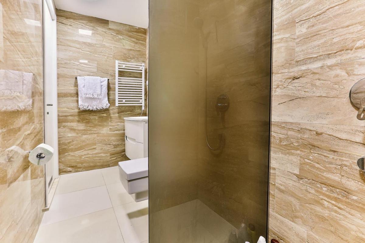 Dvoiposoban stan u Budvi, 127m² 9