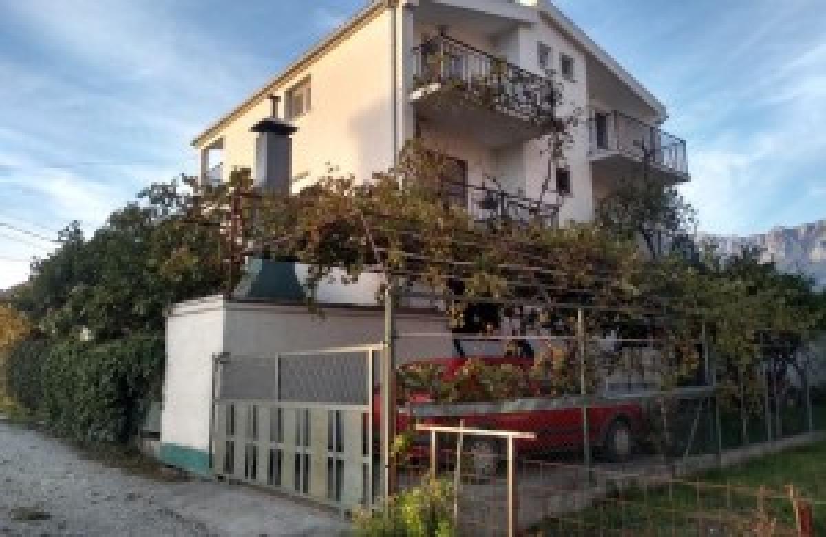 Kuća u Baru, 360m² 2