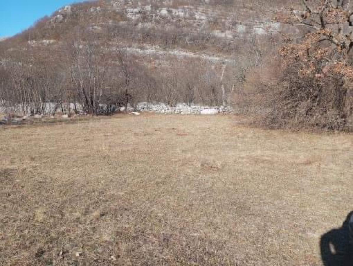 Plac u Herceg Novom, 0m² 3