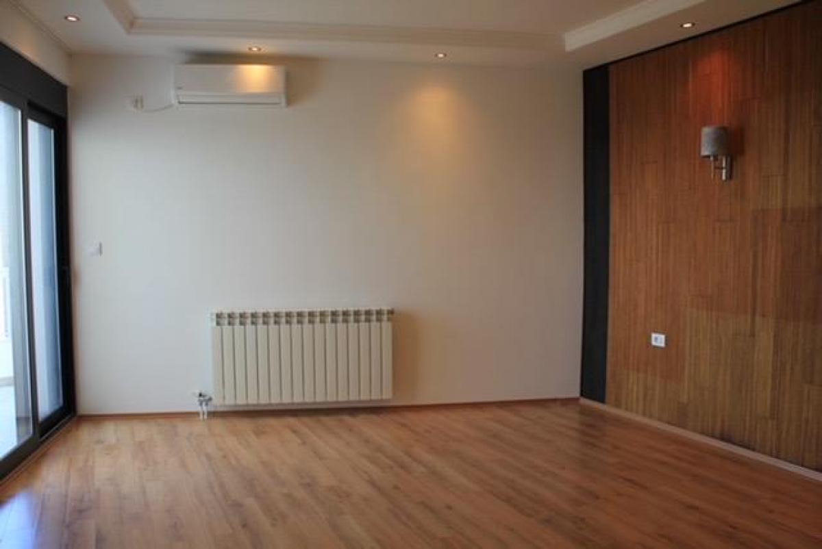 Troiposoban stan u Baru, 241m² 6