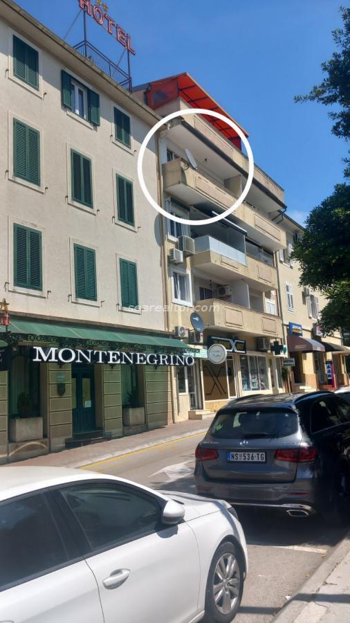Jednosoban stan u Tivtu, 50m² 10