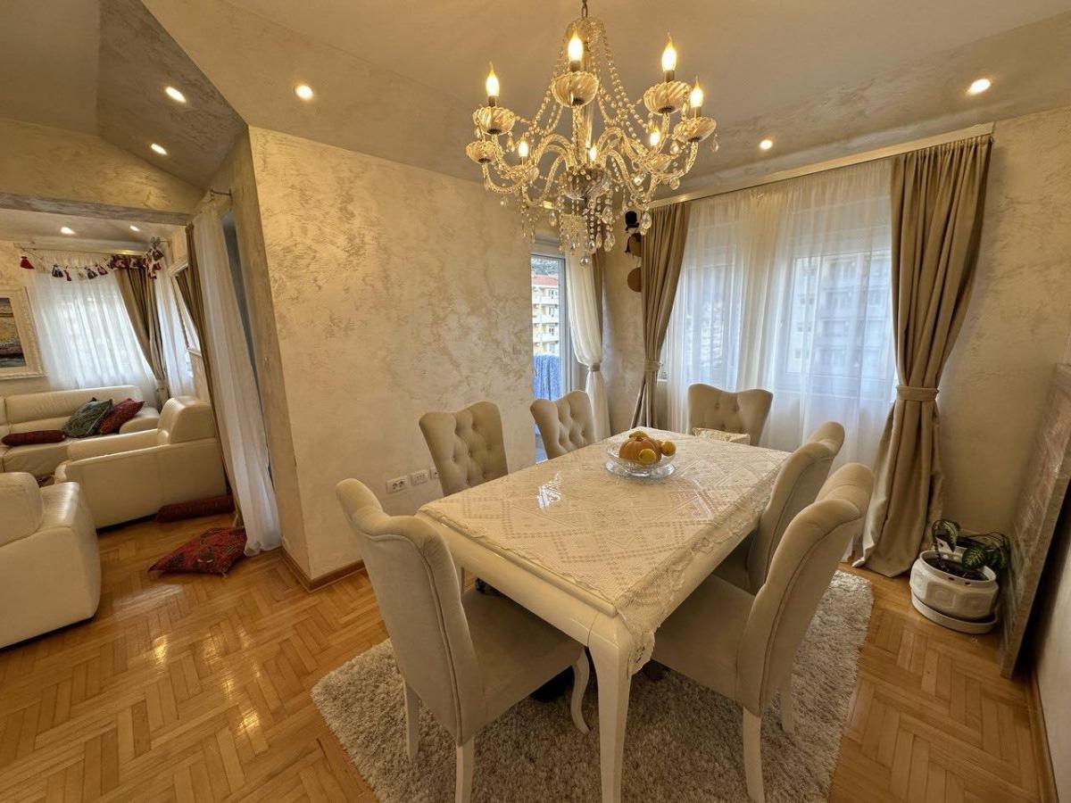Dvosoban stan u Budvi, 90m² 2