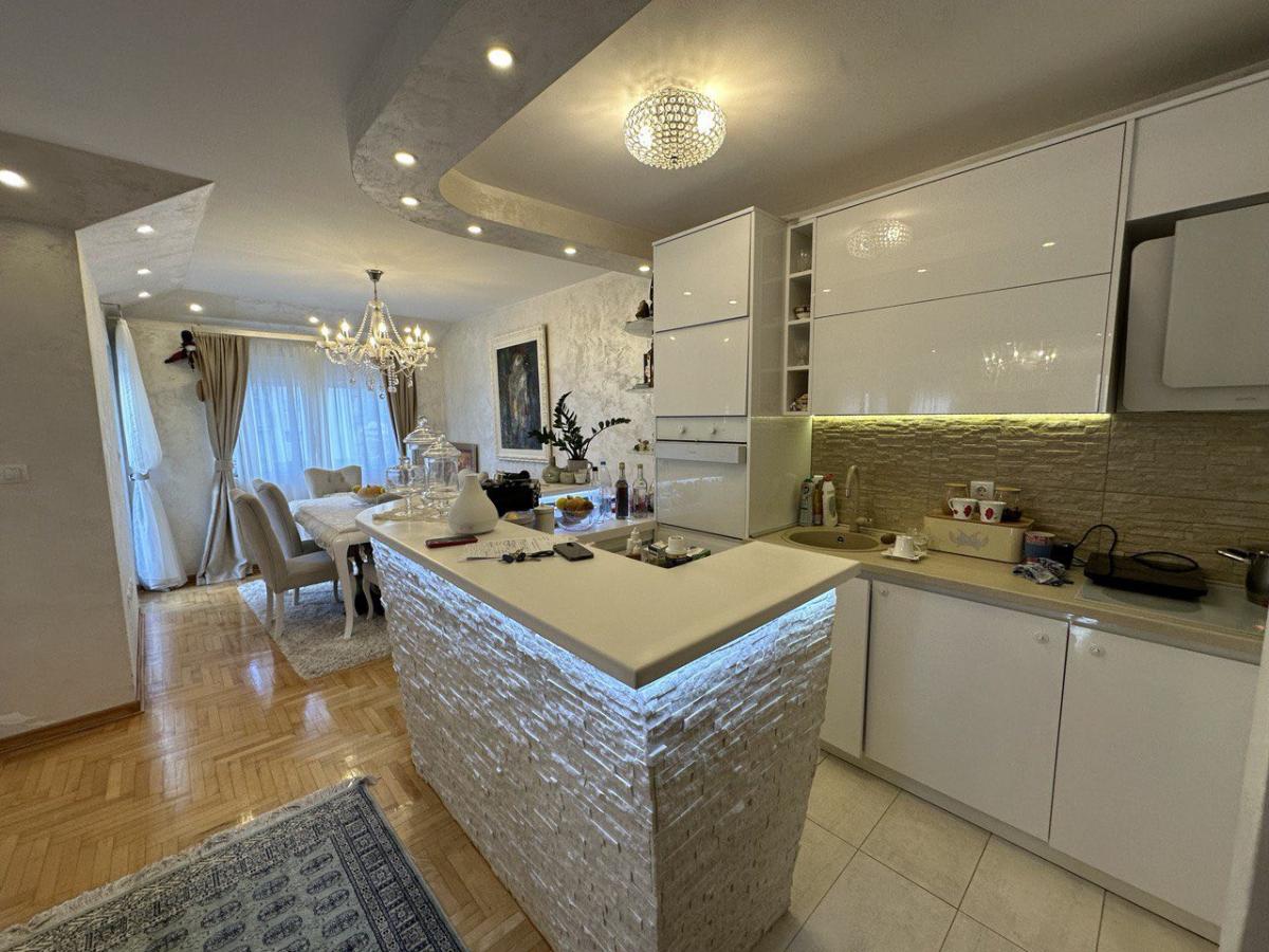 Dvosoban stan u Budvi, 90m² 3