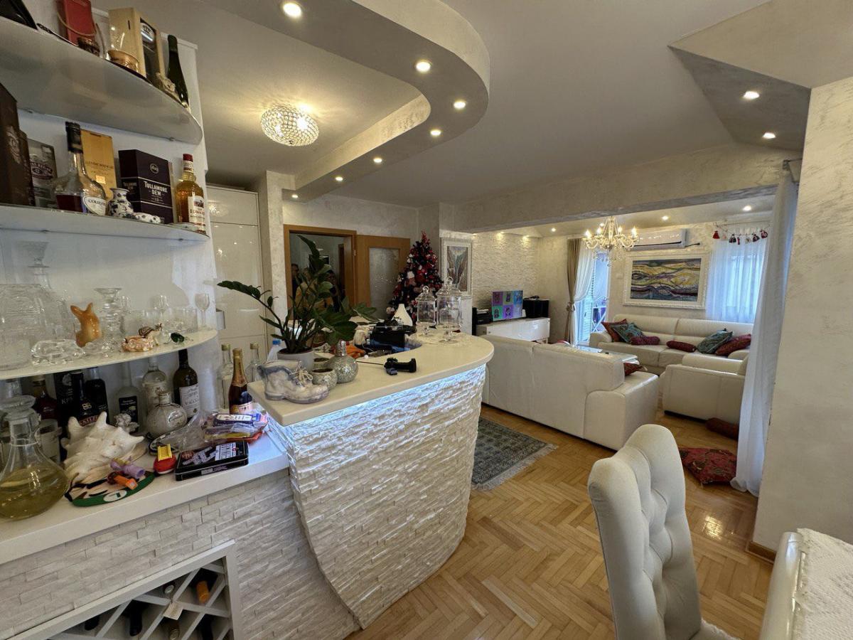 Dvosoban stan u Budvi, 90m² 4
