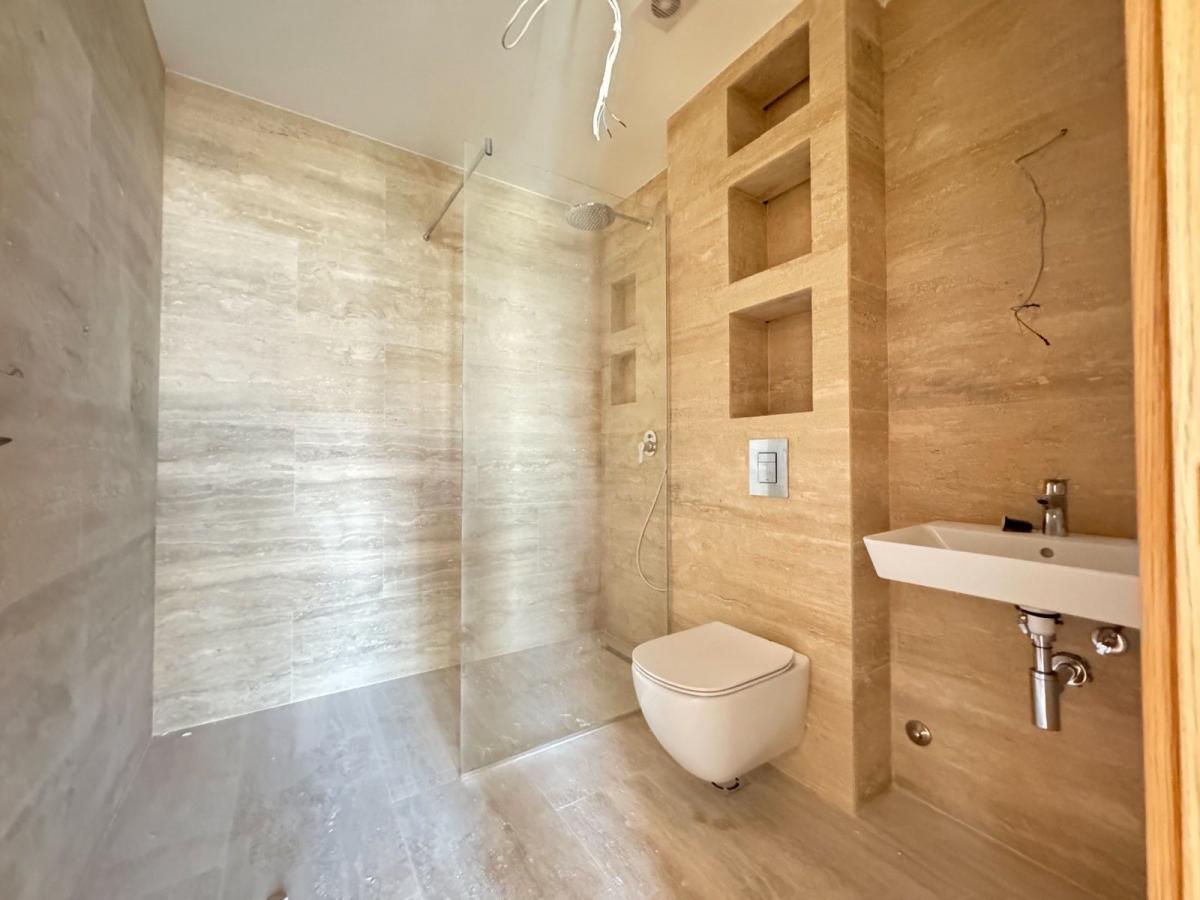 Stan u Podgorici, 174m² 11