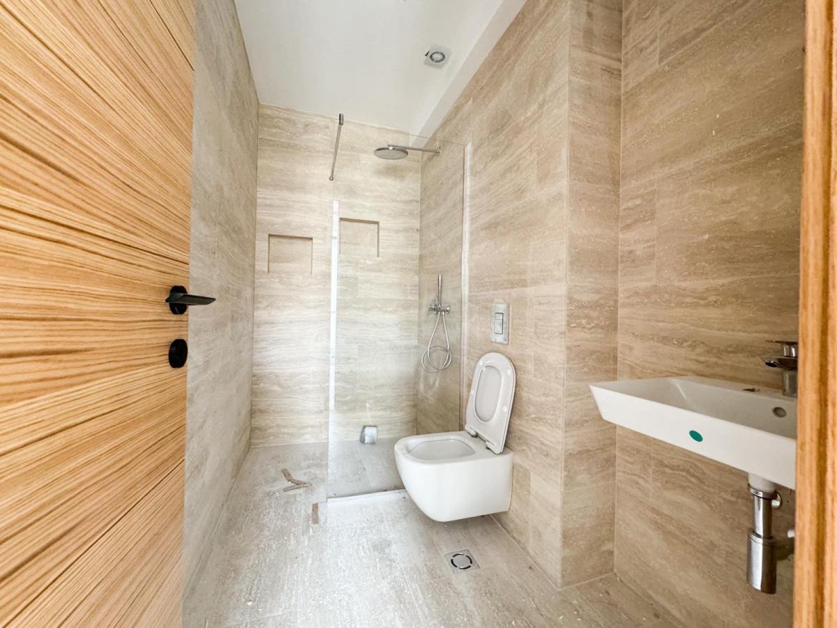 Stan u Podgorici, 174m² 4
