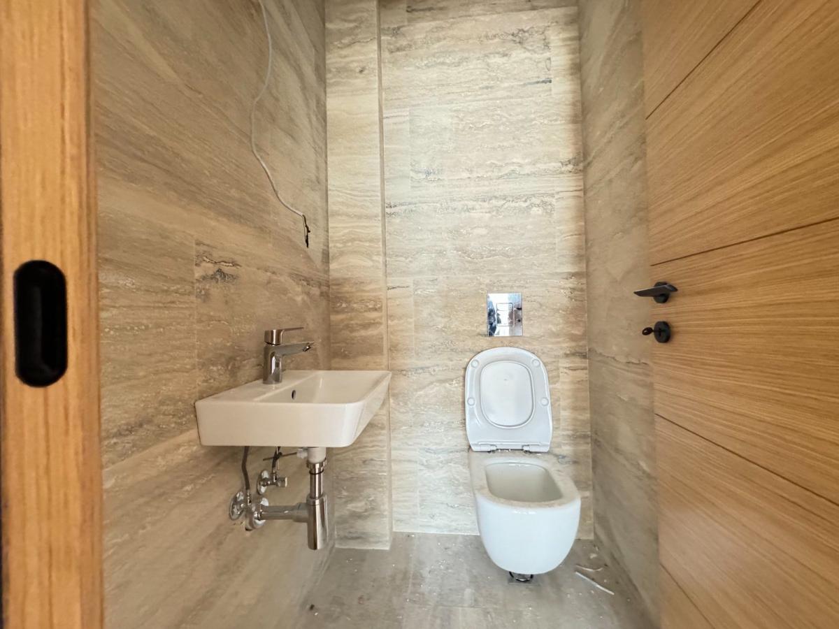 Stan u Podgorici, 174m² 7