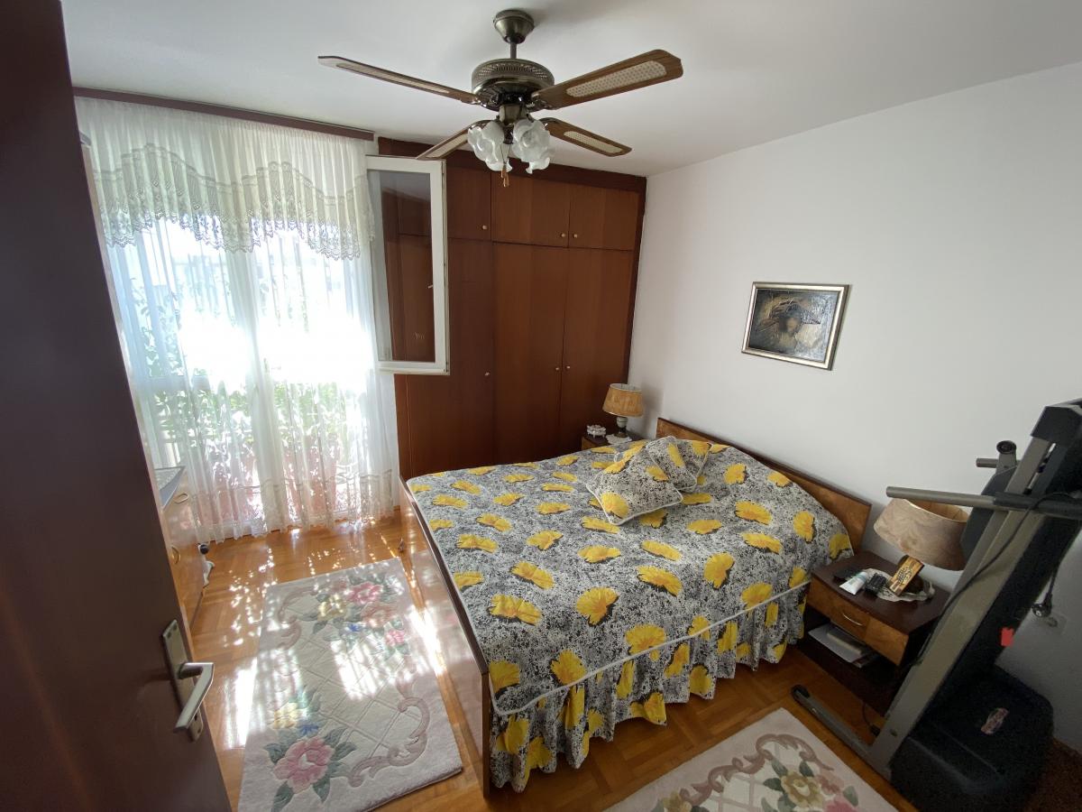 Troiposoban stan u Baru, 104m² 12