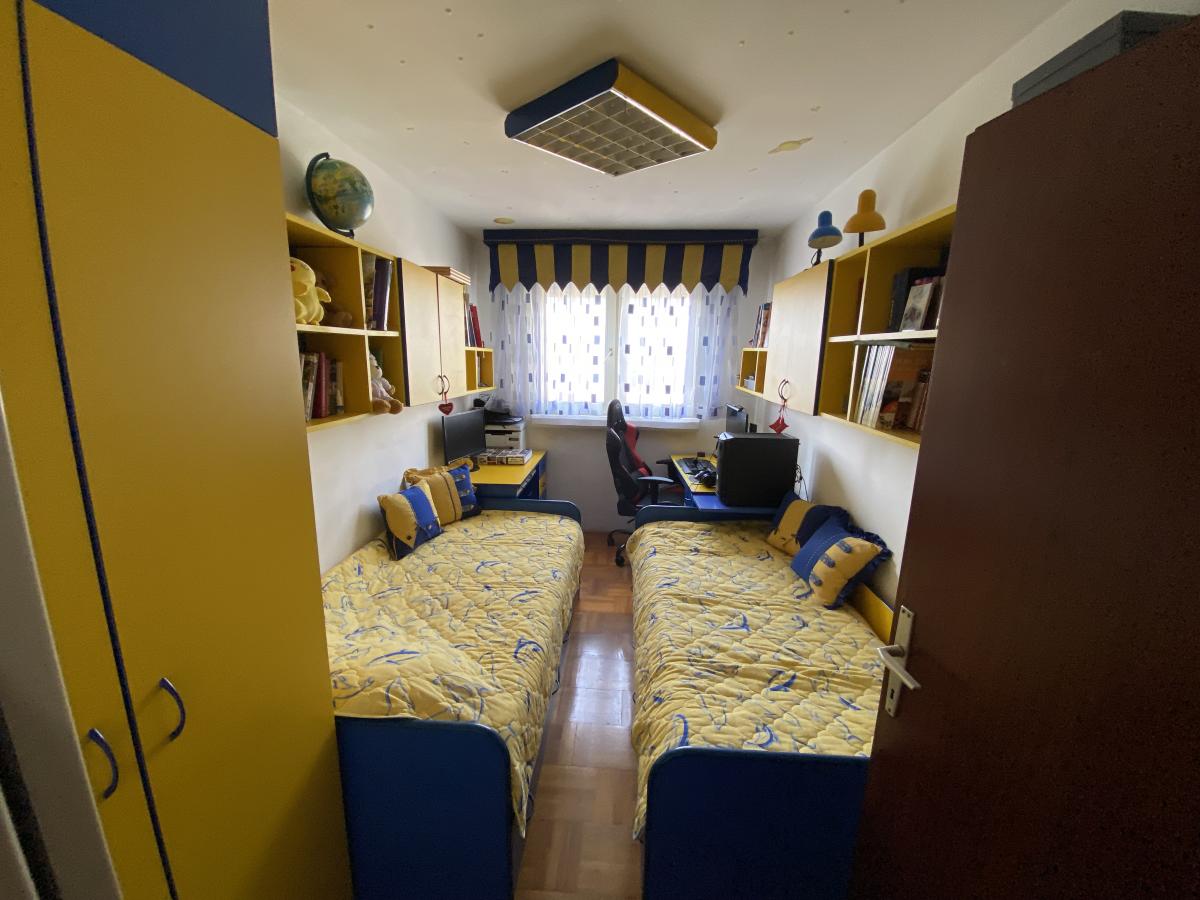 Troiposoban stan u Baru, 104m² 13