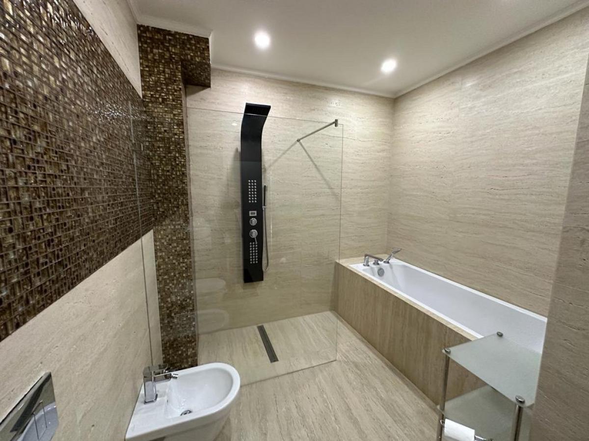 Stan u Budvi, 162m² 23