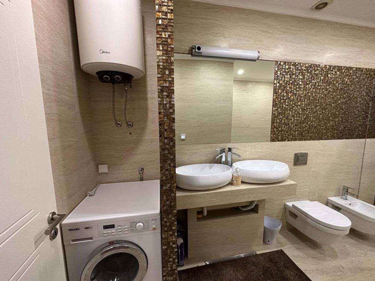 Stan u Budvi, 162m² 27