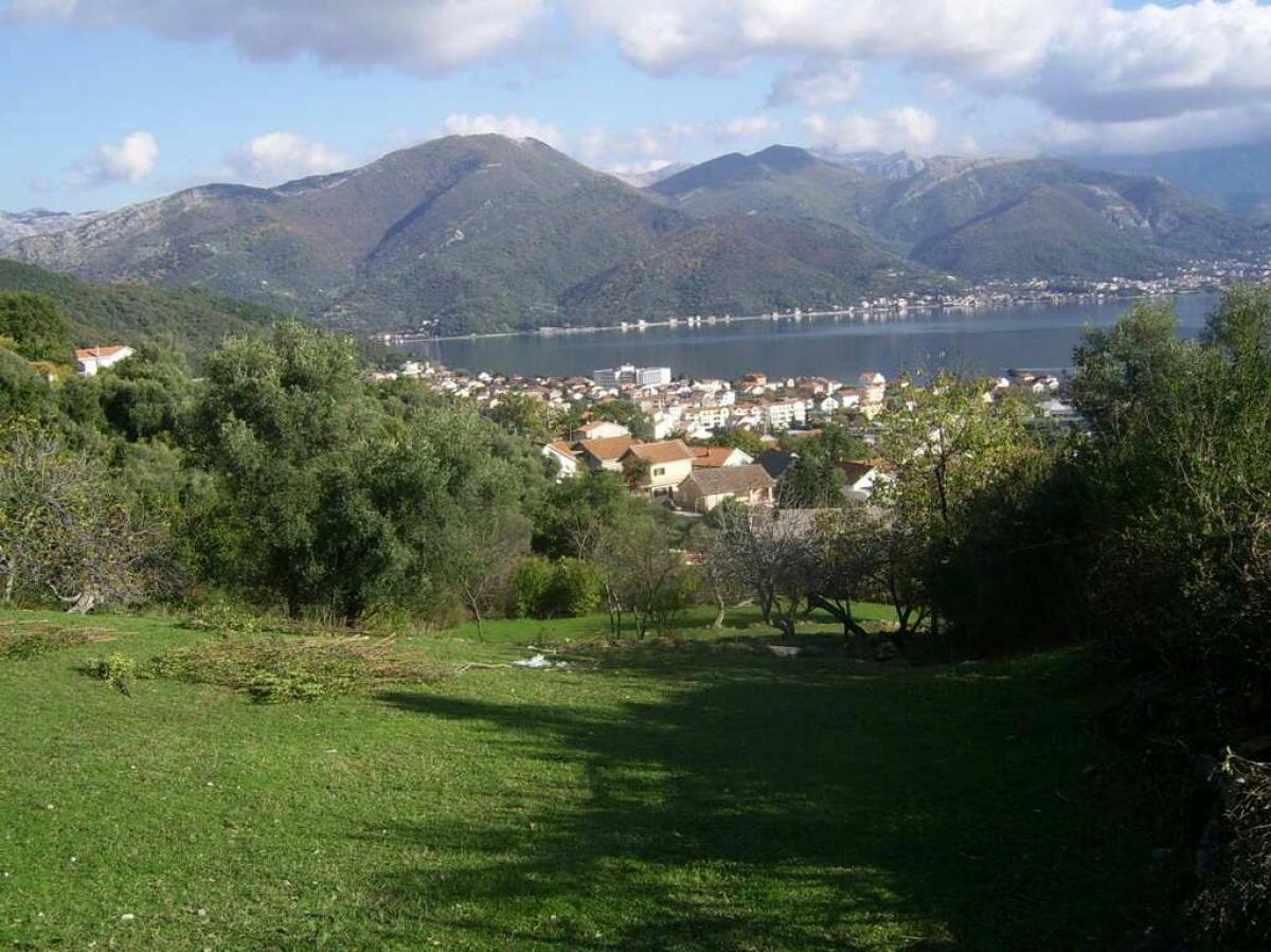 Nekretnina u Herceg Novom, 250m² 4