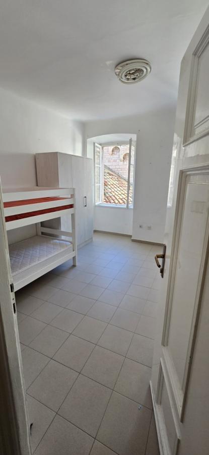 Trosoban stan u Kotoru, 72m² 4