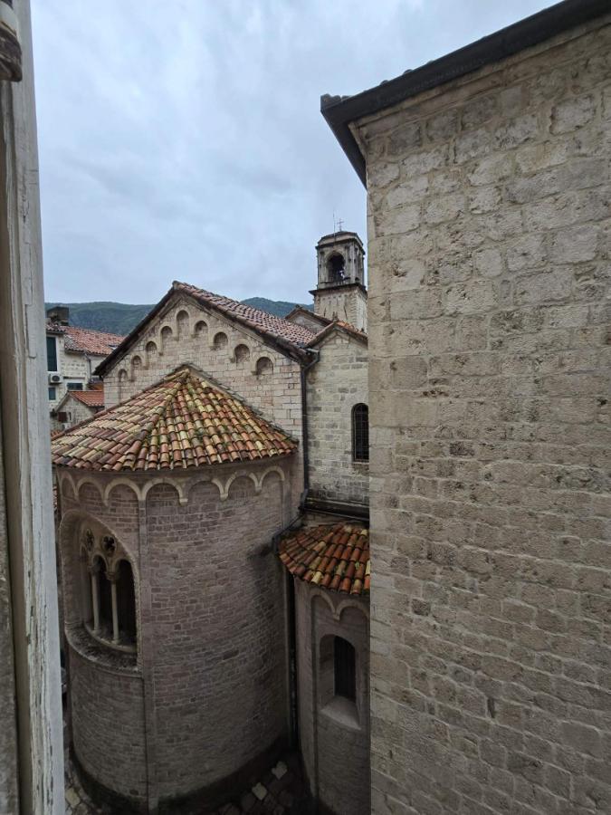 Trosoban stan u Kotoru, 72m² 8