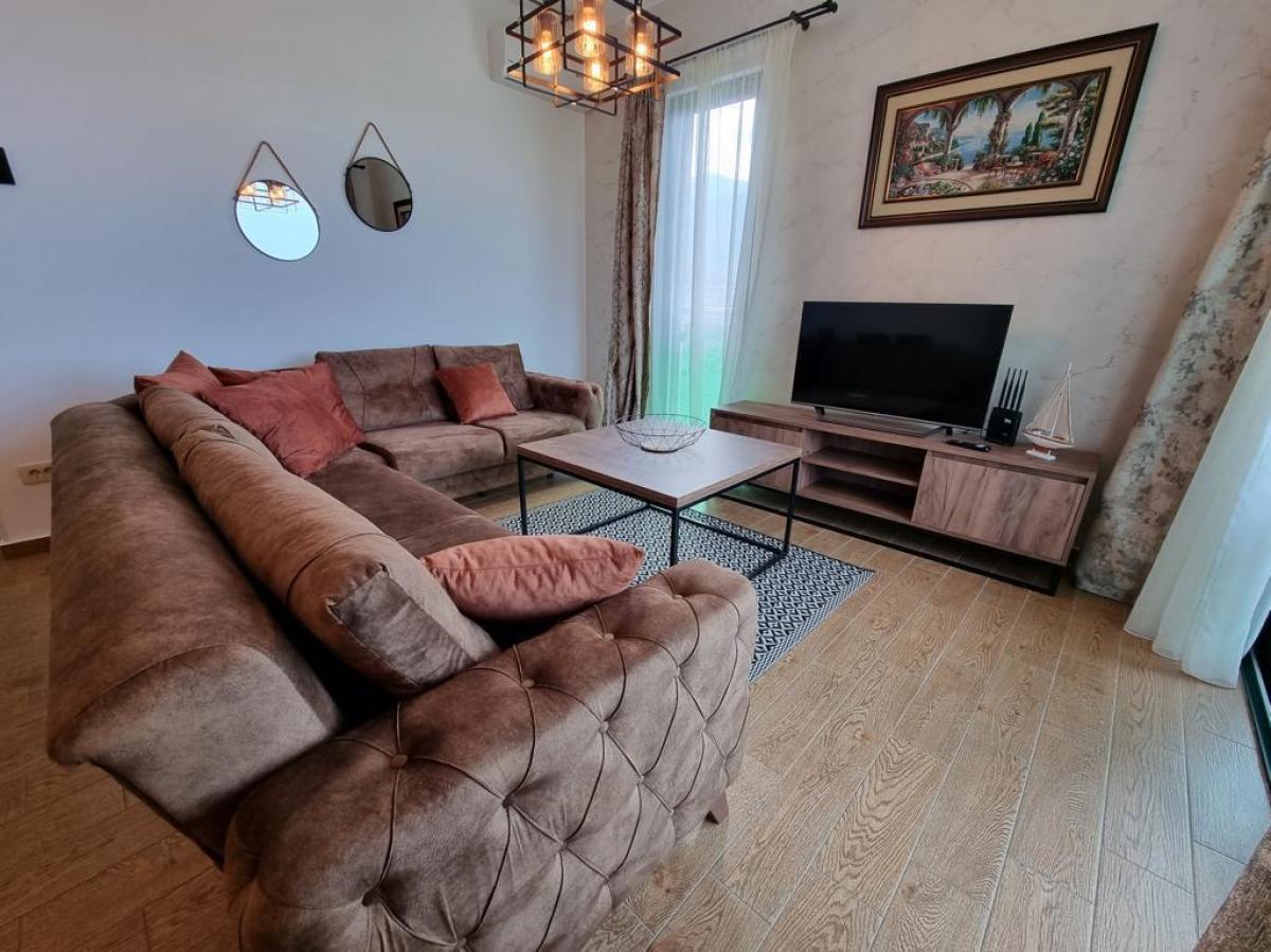 2 bedroom apartment with sea view in Becici, 70m2 2