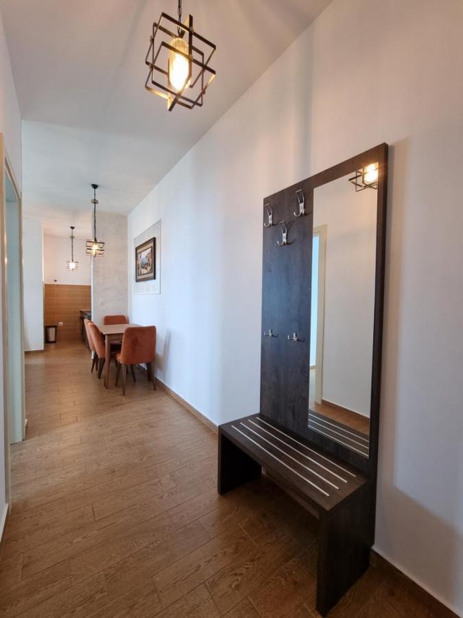 2 bedroom apartment with sea view in Becici, 70m2 12