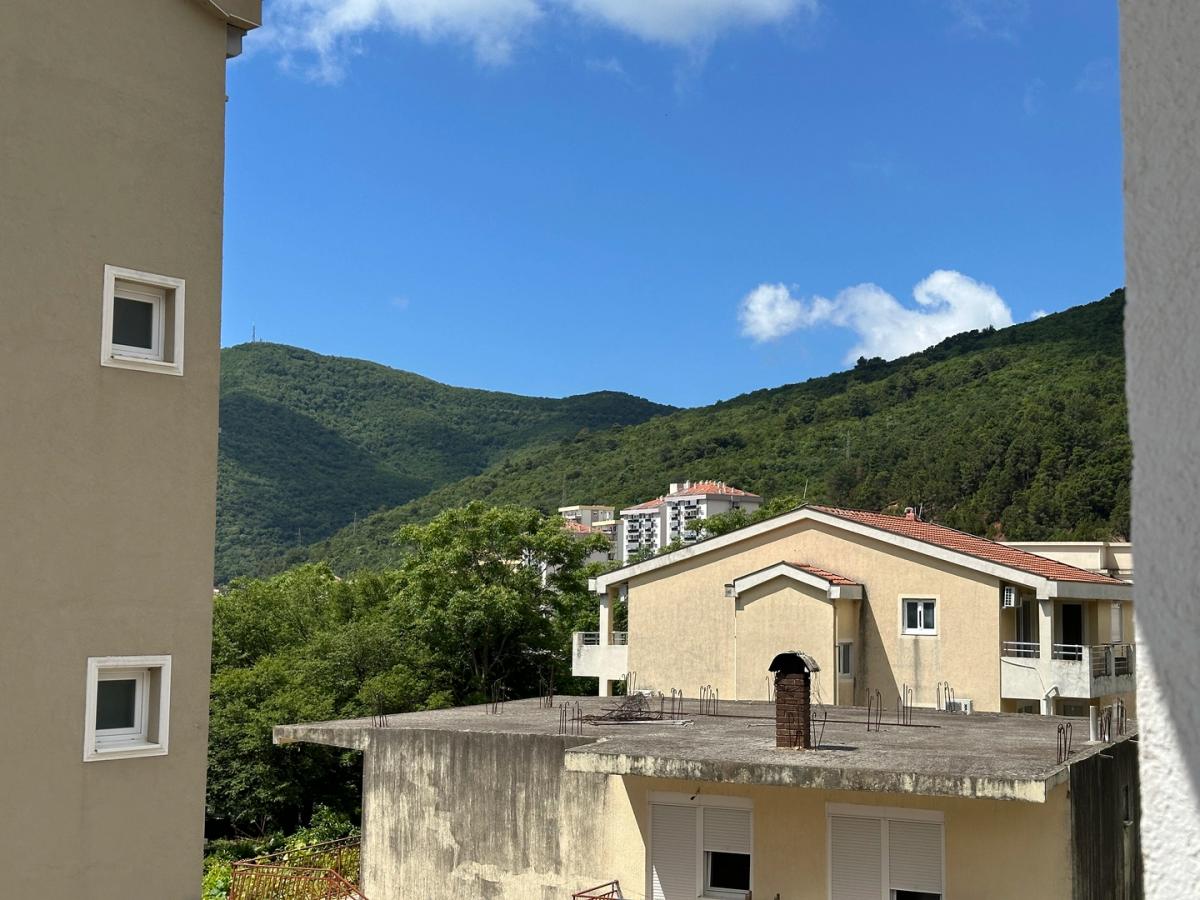 2 bedroom apartment for sale in Budva near the Monastery 11