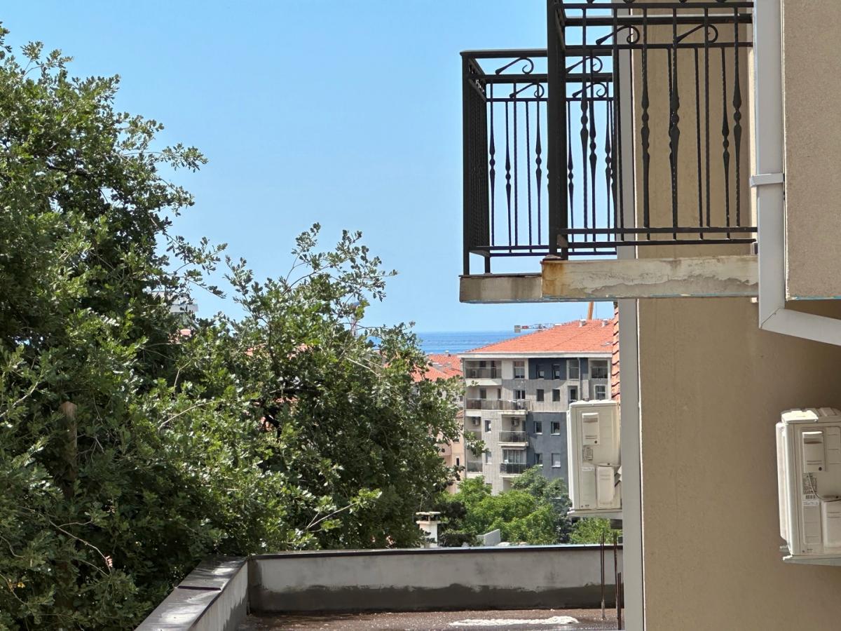 2 bedroom apartment for sale in Budva near the Monastery 13