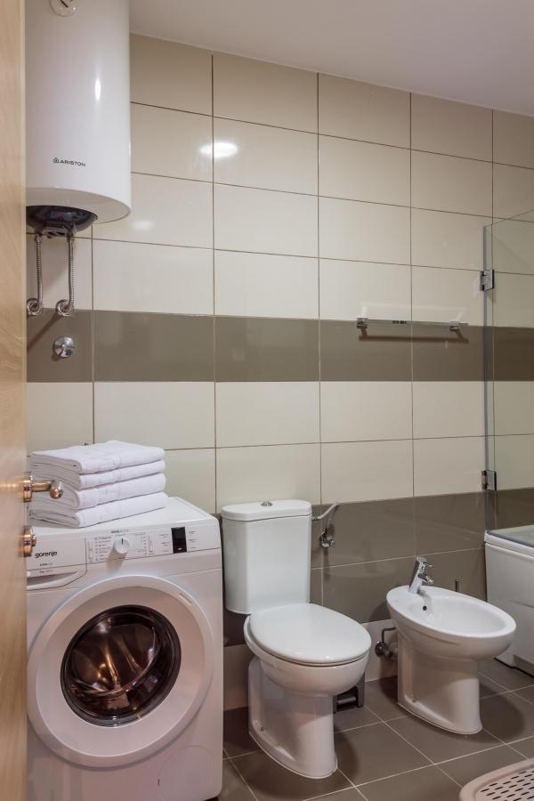 Dvosoban stan u Tivtu, 80m² 10
