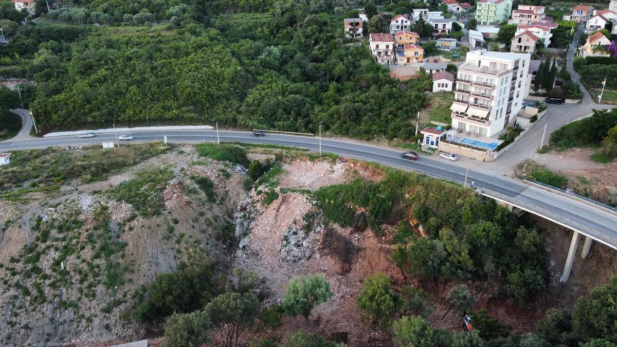 For Sale wonderful plot in Dobra Voda, Bar 3
