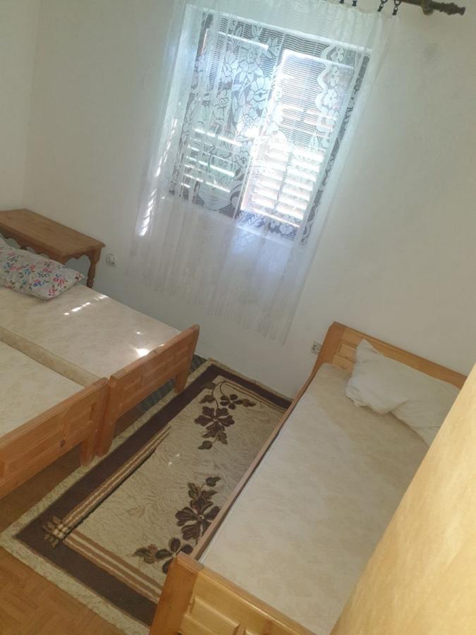 Kuća u Baru, 730m² 11