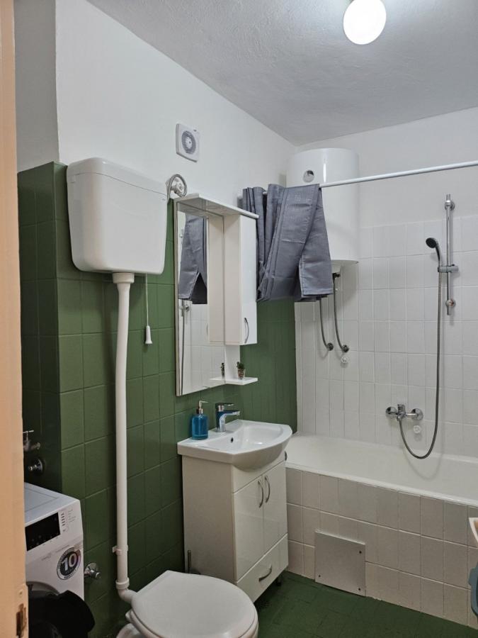 Dvosoban stan u Kotoru, 72m² 2
