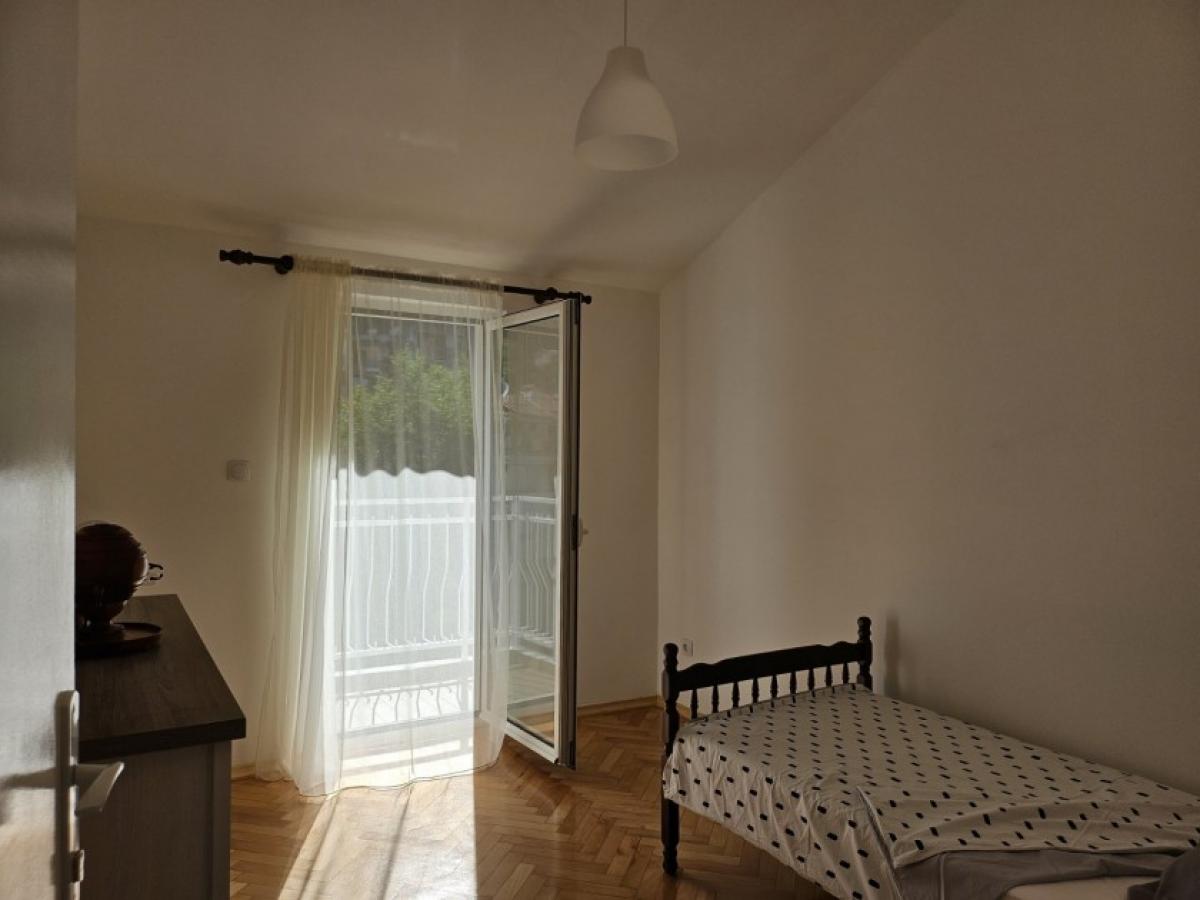 Dvosoban stan u Kotoru, 72m² 3
